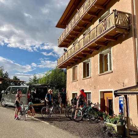 Guest house Du Belvedere 3*